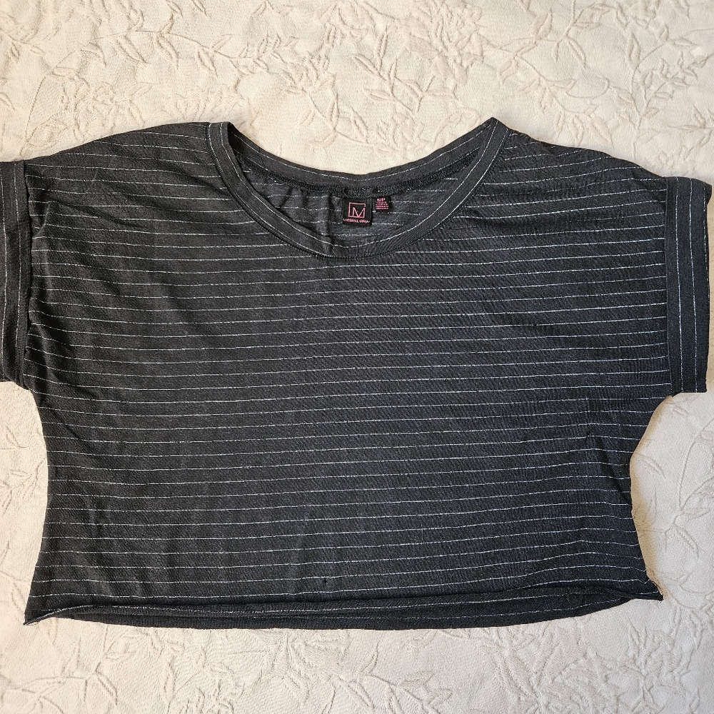 Striped boxy fit crop tee